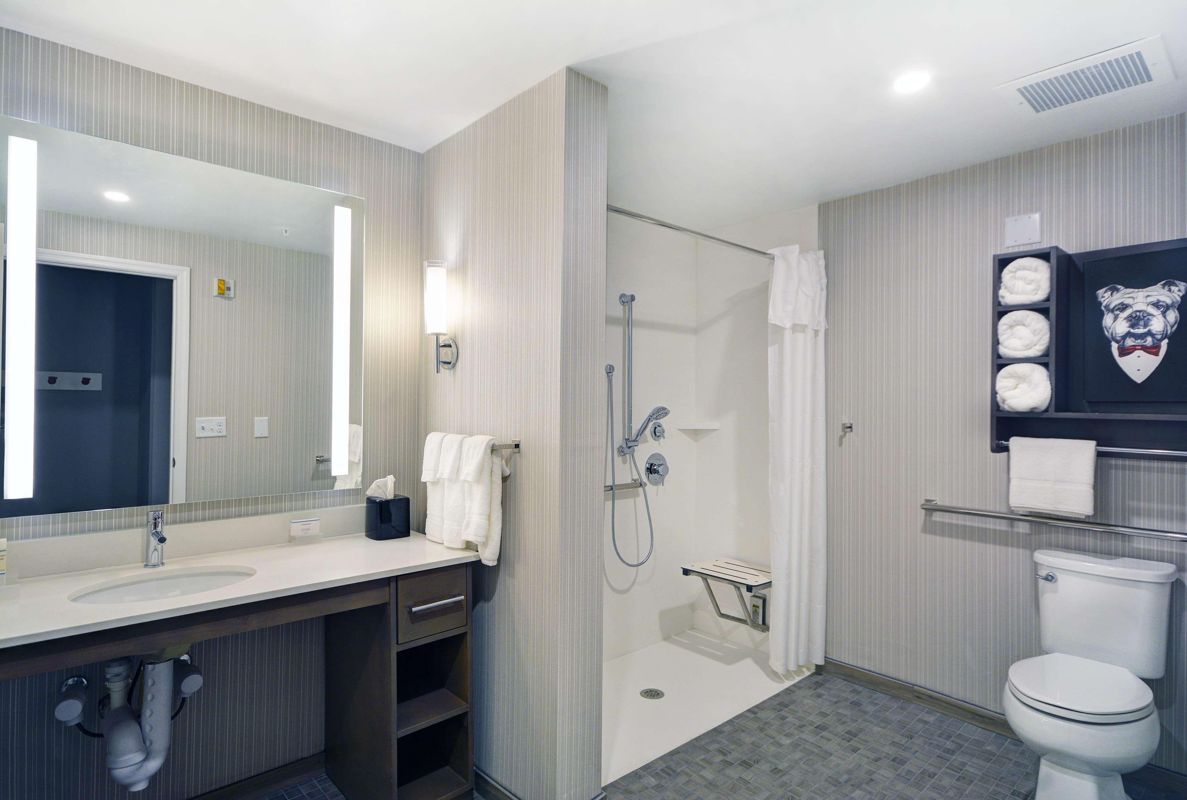 Homewood Suites By Hilton Athens Downtown University Area Bagian luar foto