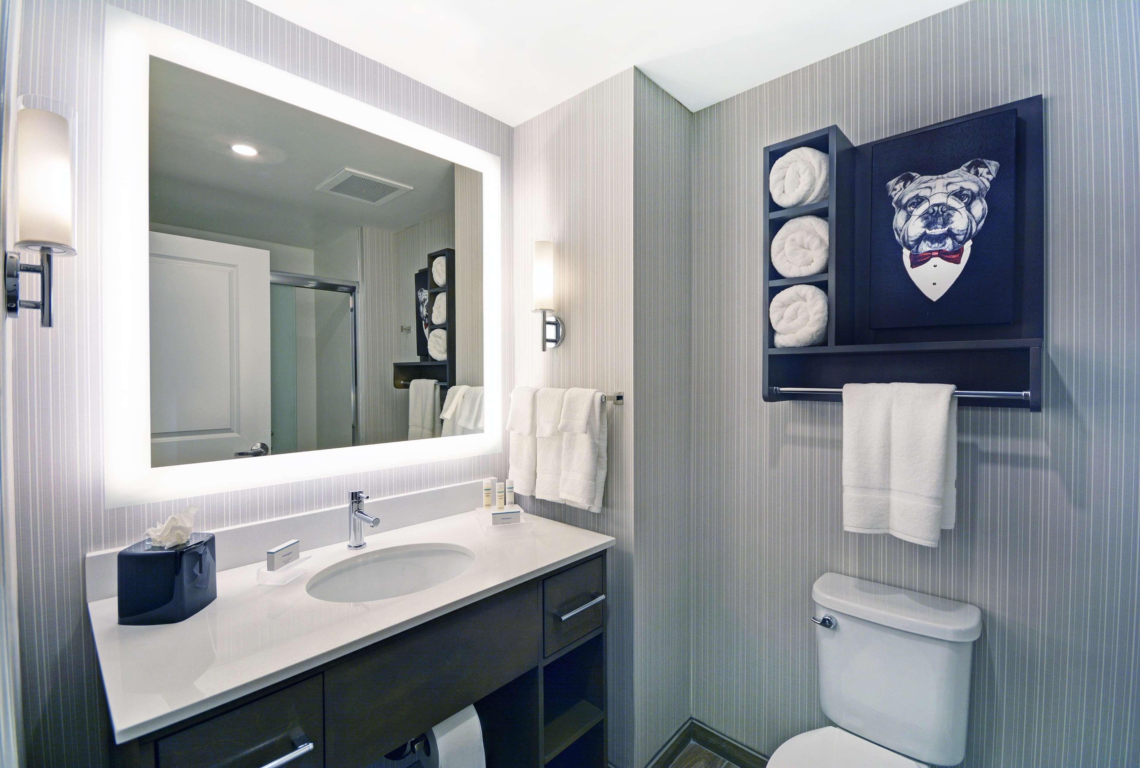 Homewood Suites By Hilton Athens Downtown University Area Bagian luar foto