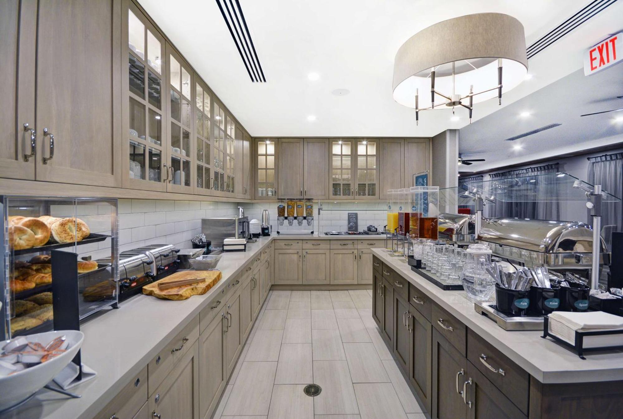 Homewood Suites By Hilton Athens Downtown University Area Bagian luar foto
