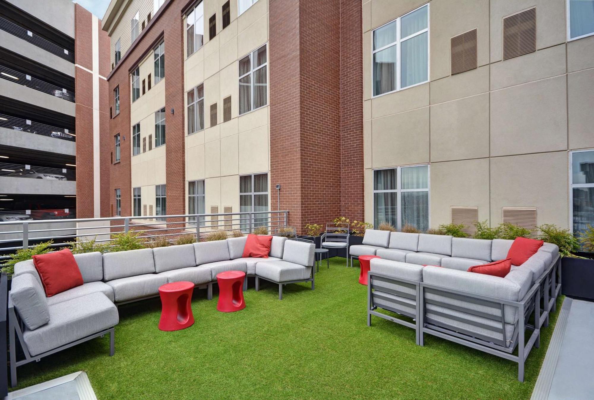 Homewood Suites By Hilton Athens Downtown University Area Bagian luar foto